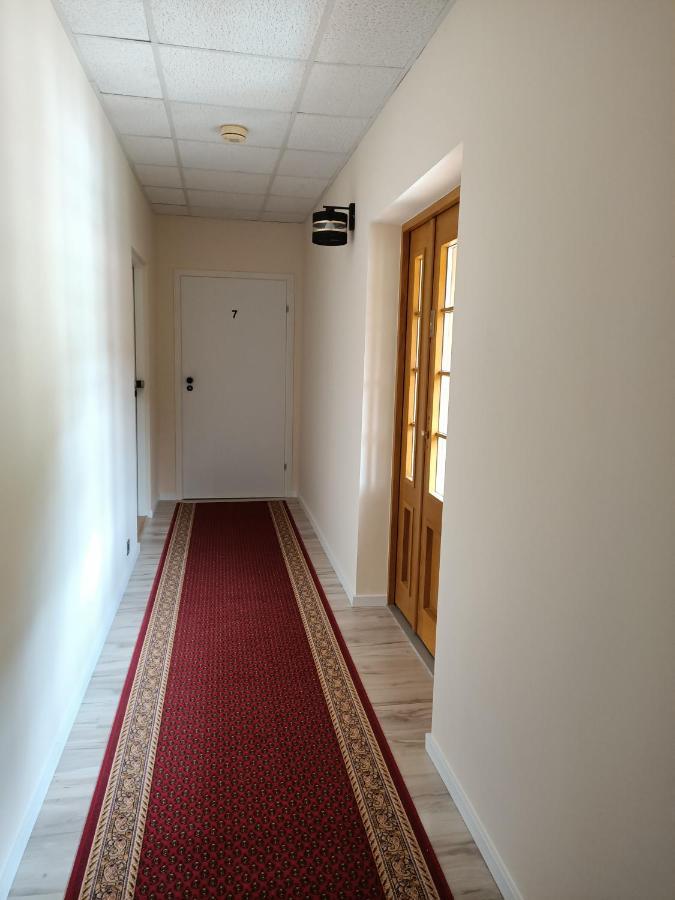 Zielone Wzgorze Hostel Walbrzych Bagian luar foto